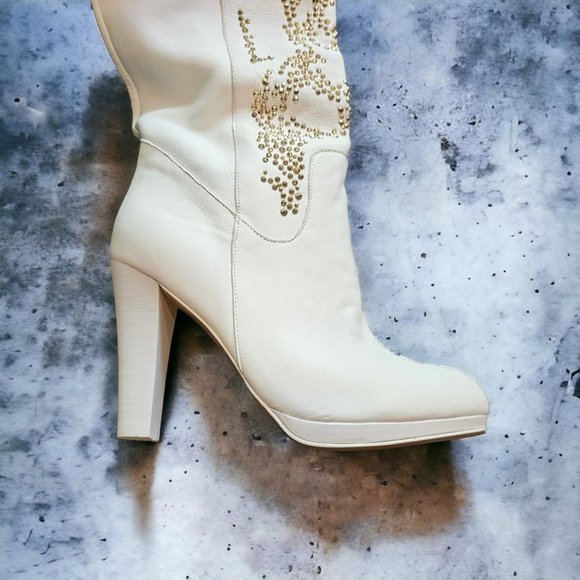 NEW Thomas Wylde Off White Over Knee Gold Studded Boots in Size 9 - Picture 2 of 4